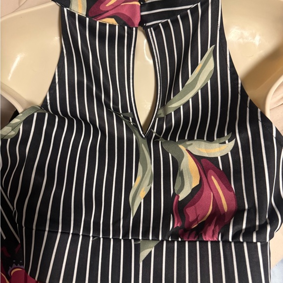 VENUS Black Striped Wide-Leg Pants with Pink Floral Print and top - Picture 4 of 10